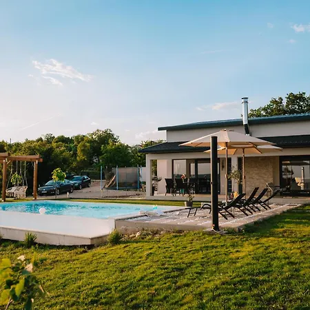 Infinity View Villa